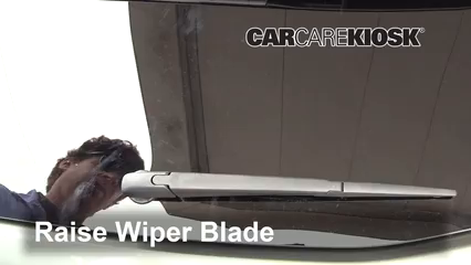 2015 Toyota Highlander LE 2.7L 4 Cyl. Windshield Wiper Blade (Rear) Replace Wiper Blade